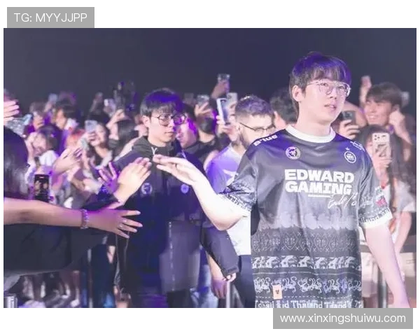 《全球电竞赛事新动向解析 电竞产业发展与玩家生态变革》