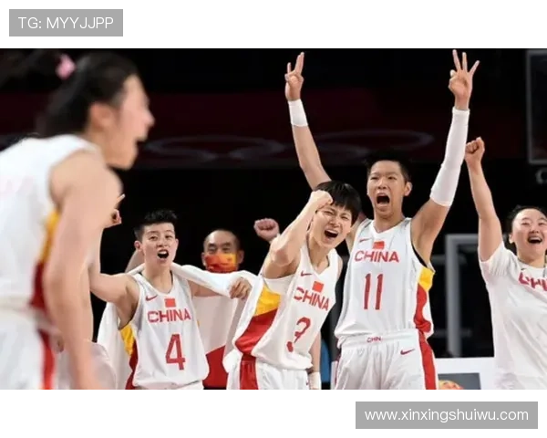 中国男篮迎战澳大利亚队全力争胜 新阵容亮相备战东京奥运预选赛