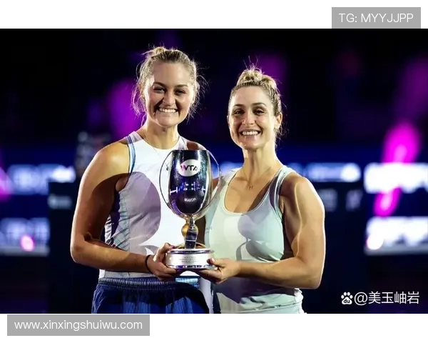 网球赛季精彩纷呈 世界顶级选手争夺年度荣耀与积分榜领先地位 网球赛季精彩纷呈 世界顶级选手争夺年度荣耀与积分榜领先地位